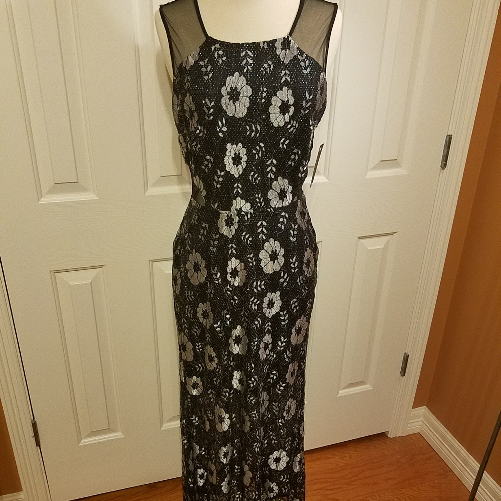 😊☆En Focus blk/silver formal dress, size 8